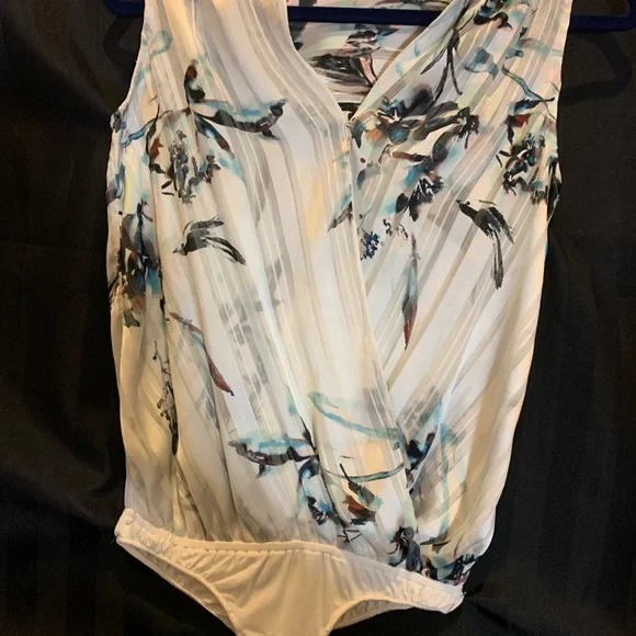 GUESS!! - Picture 12 of 12